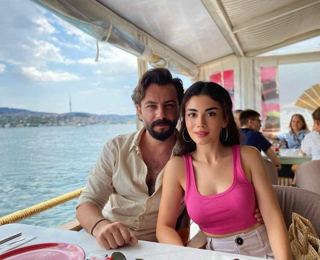 Ozge Yagiz and Gokberk Demirci 3 - Turkish World