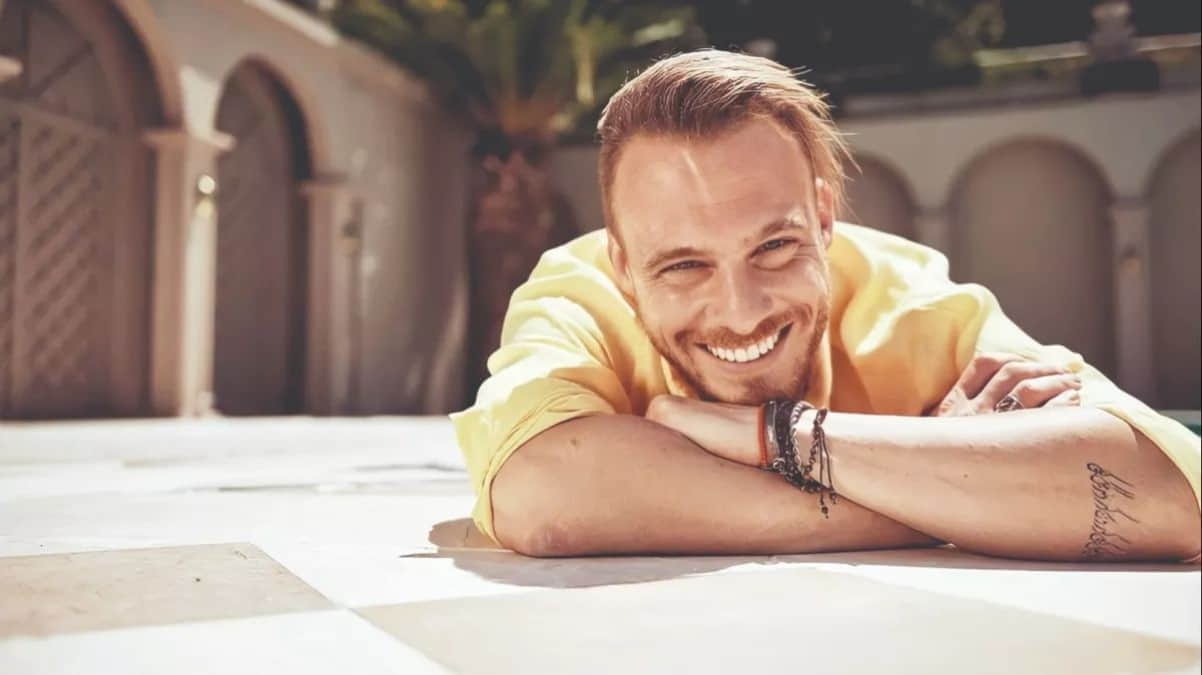 Is Kerem Bürsin moving to Spain as Can Yaman settled in Italy!