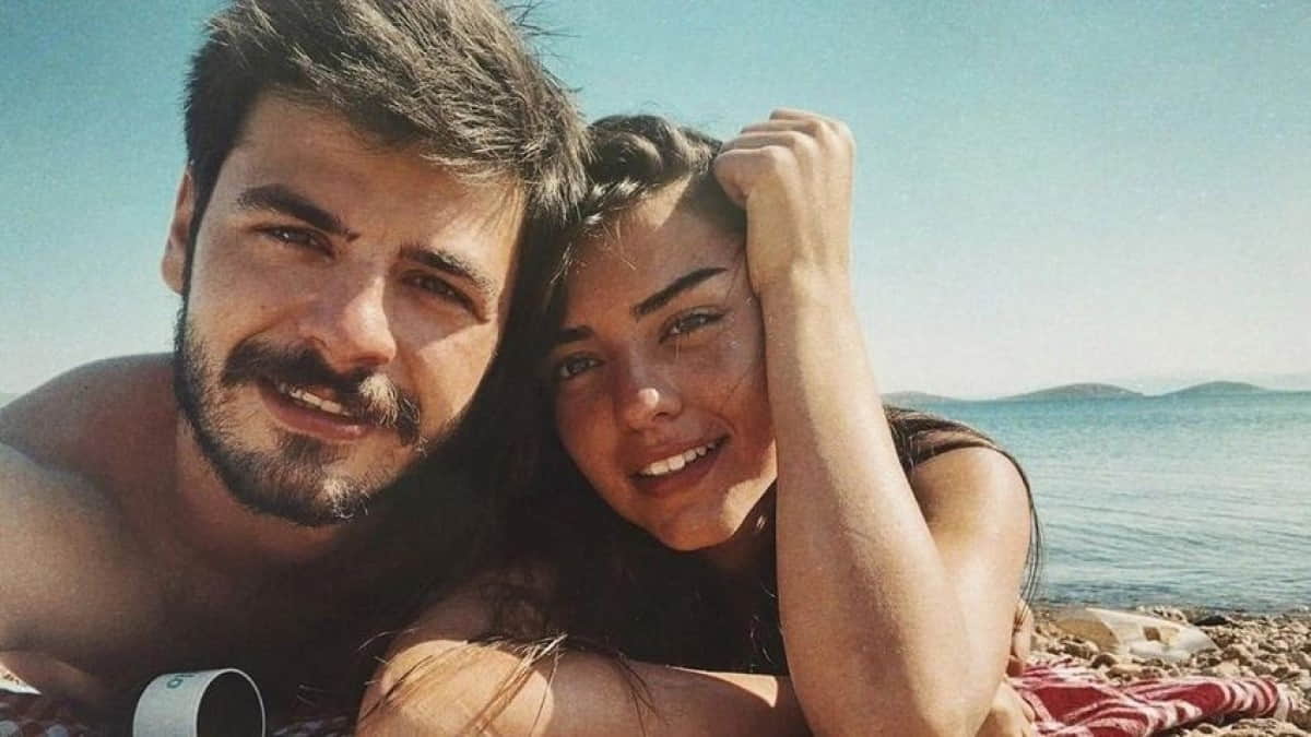 Üç Kuruş star Aslıhan Malbora is in Barcelona with her lover