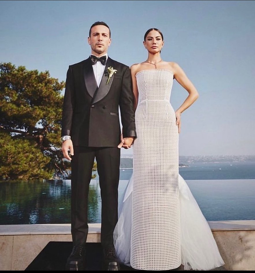 Demet Özdemir and Oğuzhan Koç Wedding Images