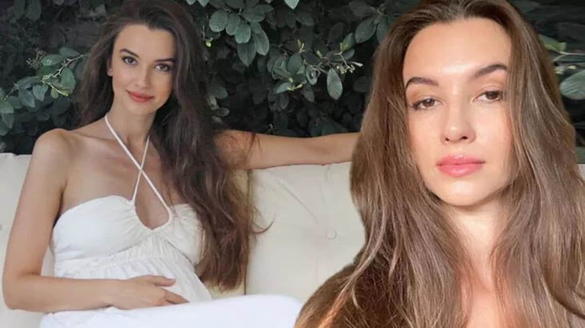 Pregnancy poses from Leyla Lydia Tuğutlu